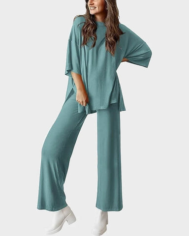 Relaxed Split-Hem Top & Wide-Leg Pants Set