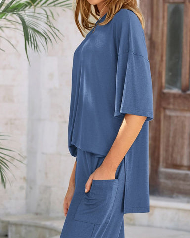 Relaxed Split-Hem Top & Wide-Leg Pants Set