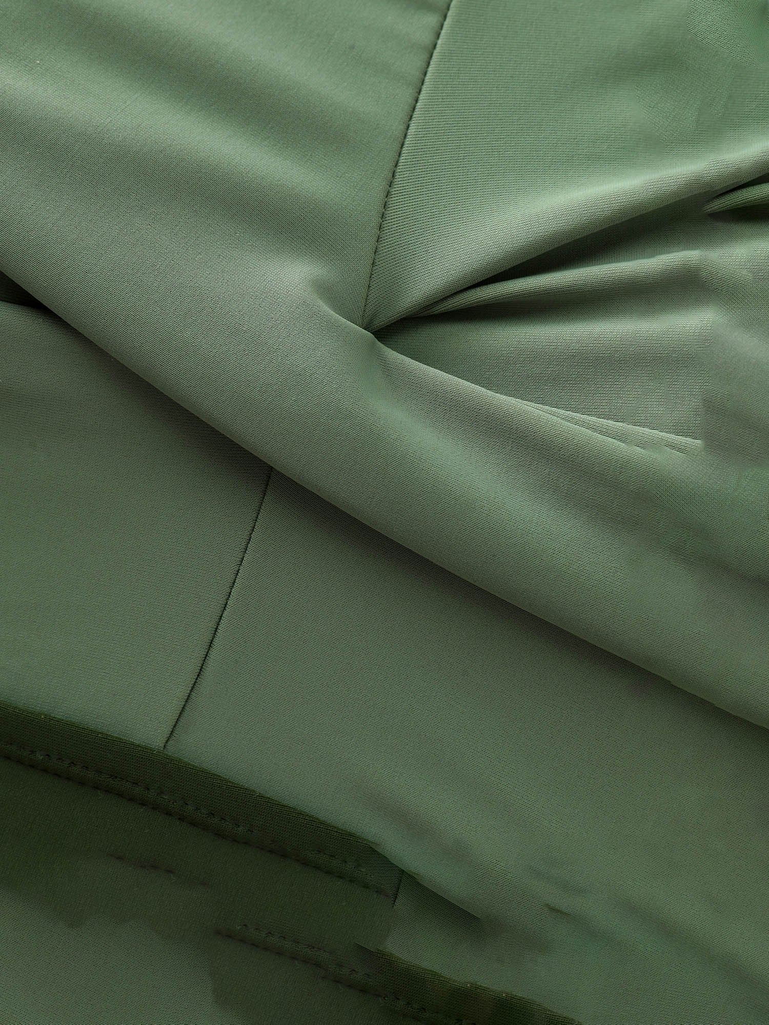 39d7bb17-074a-4dce-8044-ad18b8f50057