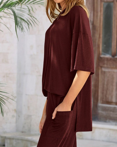 Relaxed Split-Hem Top & Wide-Leg Pants Set