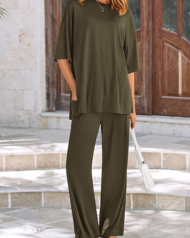 Relaxed Split-Hem Top & Wide-Leg Pants Set
