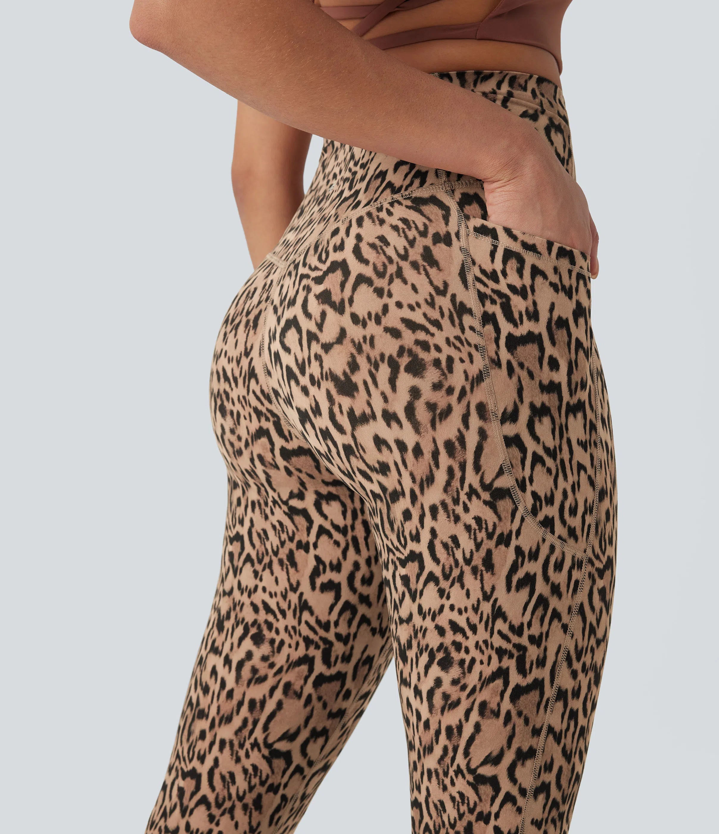 Leopard Print SoCinched High Waisted Tummy Control Yoga Leggings with Pockets