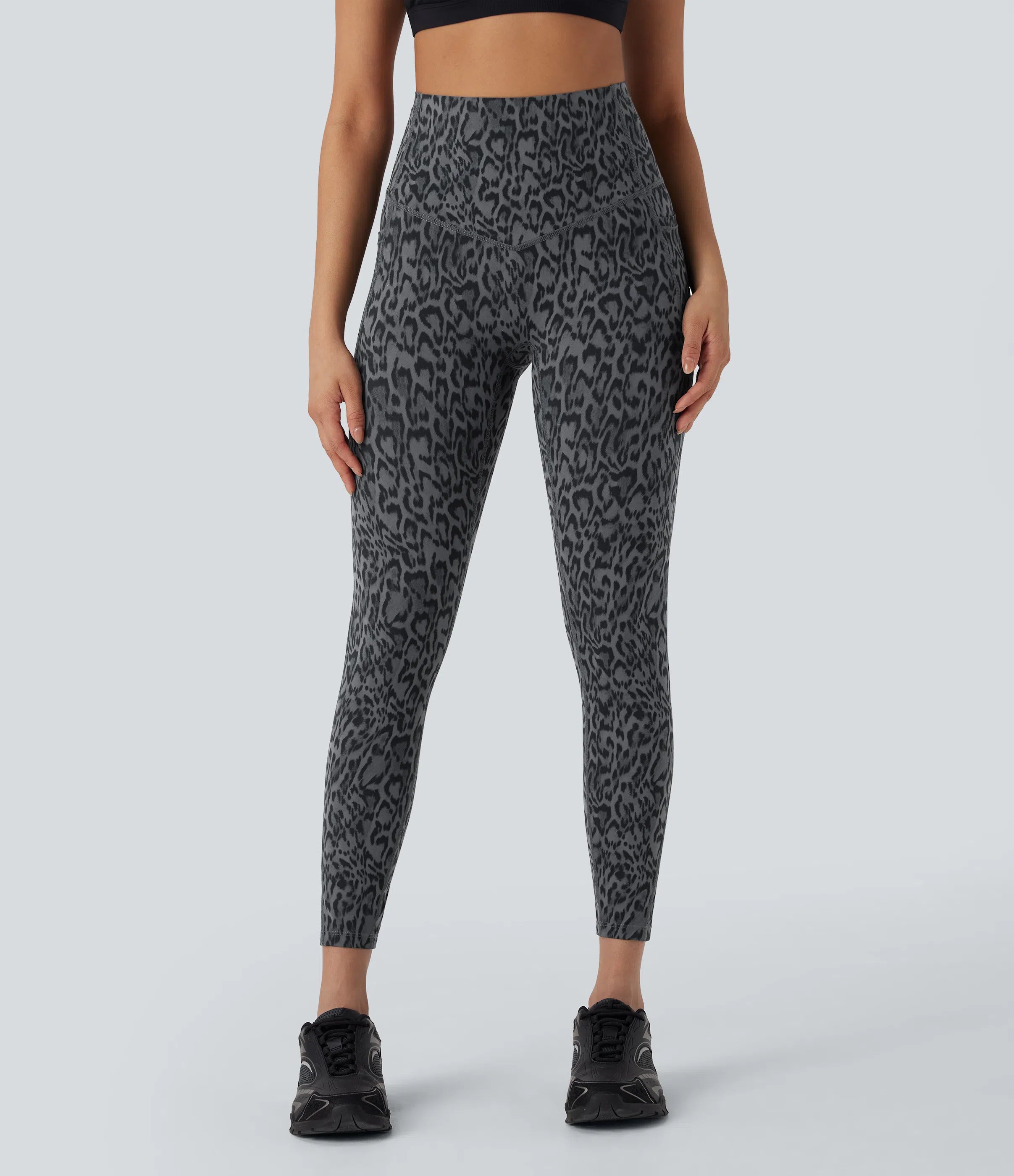 Leopard Print SoCinched High Waisted Tummy Control Yoga Leggings with Pockets