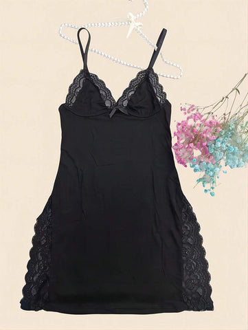 Plus Size Women’s Lace-Trim Side Split Cami Nightgown