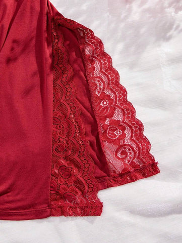 Plus Size Women’s Lace-Trim Side Split Cami Nightgown