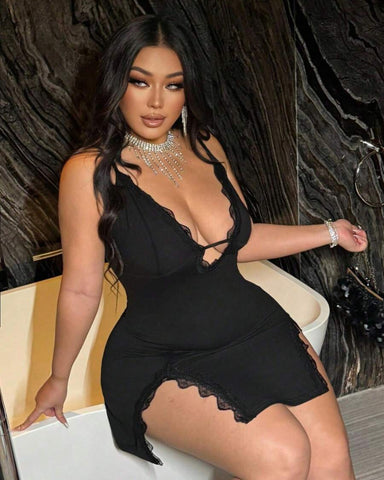 Plus Size Women’s Deep V-Neck Lace Slip Dress