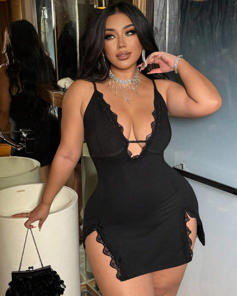 Plus Size Women’s Deep V-Neck Lace Slip Dress