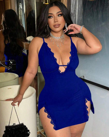 Plus Size Women’s Deep V-Neck Lace Slip Dress