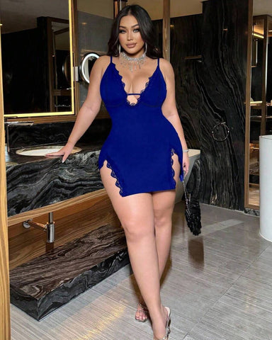 Plus Size Women’s Deep V-Neck Lace Slip Dress