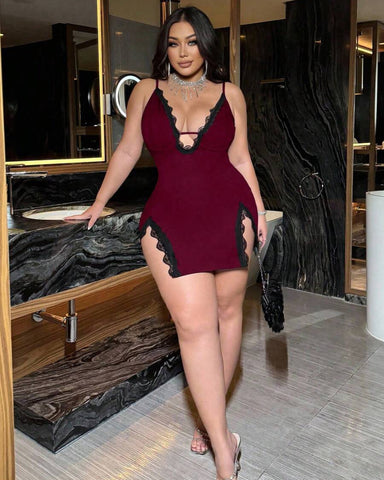 Plus Size Women’s Deep V-Neck Lace Slip Dress