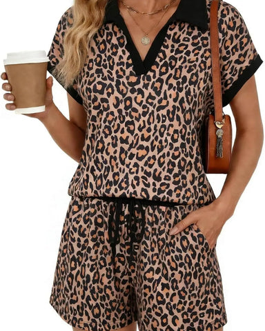 Women's Casual Top & Shorts Outfit